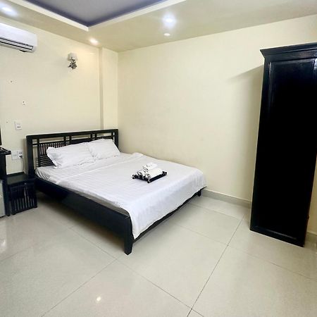 Golden Uc Chau House & Spa Хошимин Екстериор снимка